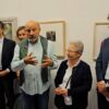 Comprar arte para ayudar: la propuesta solidaria de 55 artistas en Santiago